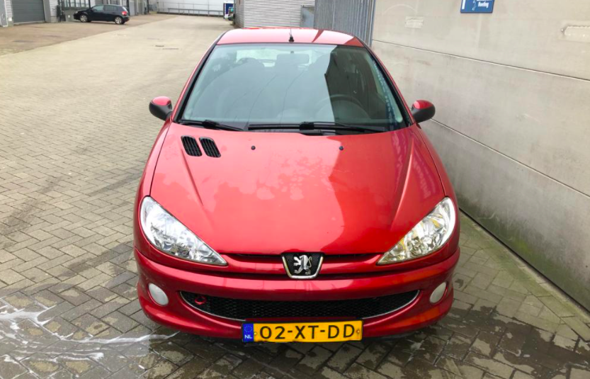 Peugeot 206