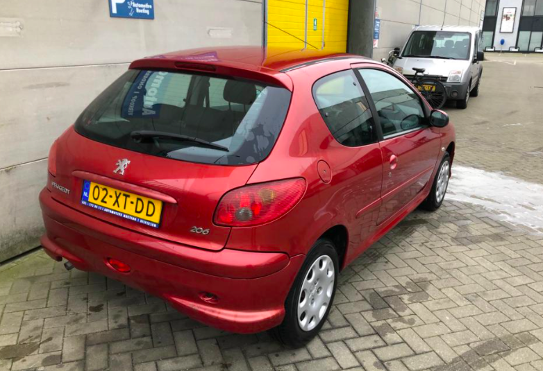 Peugeot 206