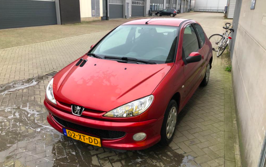 Peugeot 206