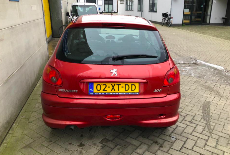 Peugeot 206