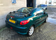 Peugeot 206 cc Roland Garros uit 2005