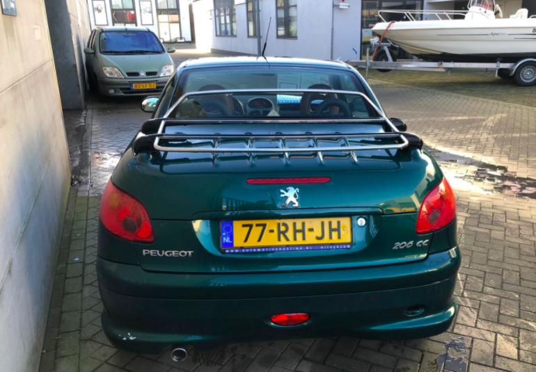 Peugeot 206 cc Roland Garros uit 2005
