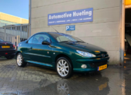 Peugeot 206 cc Roland Garros uit 2005