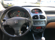 Peugeot 206 cc Roland Garros uit 2005