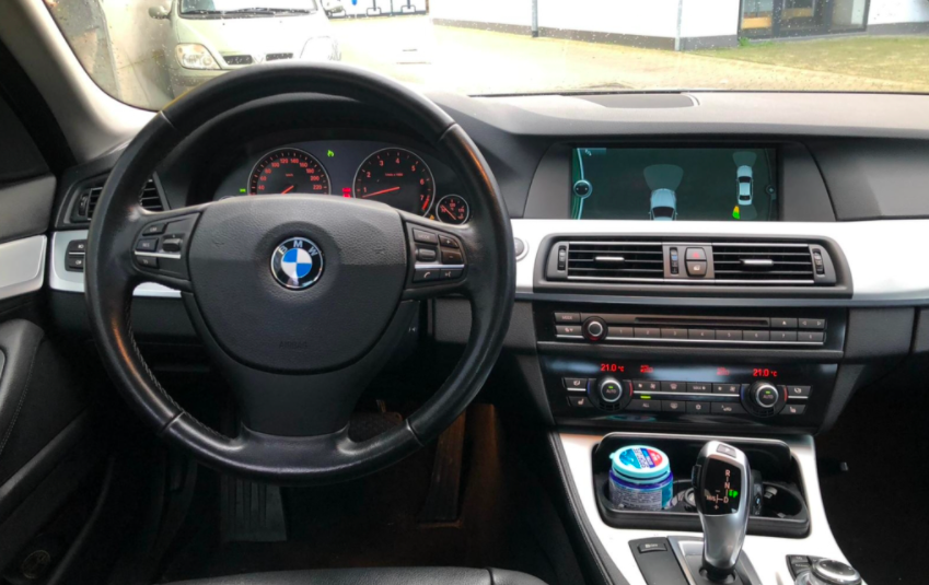 BMW 523 I