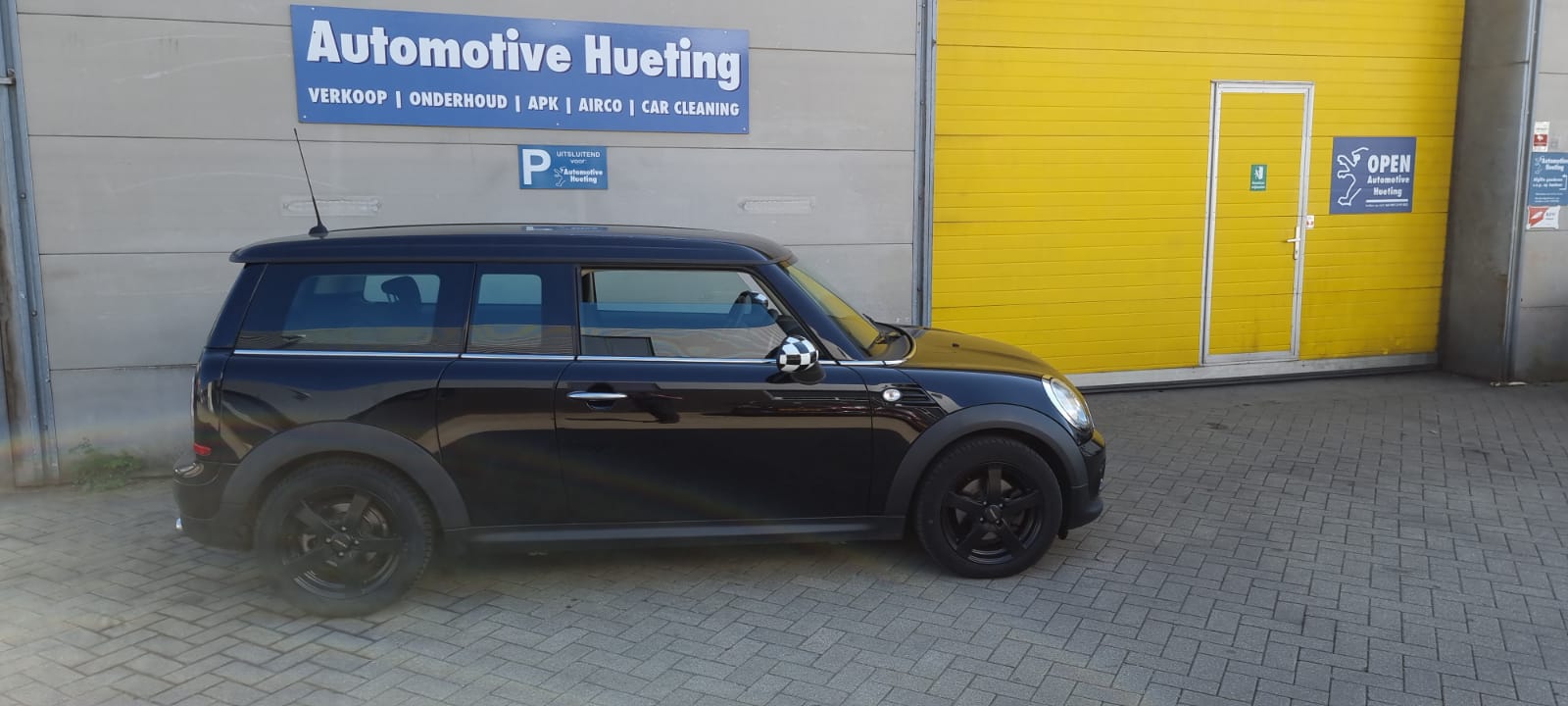 MINI CLUBMAN
