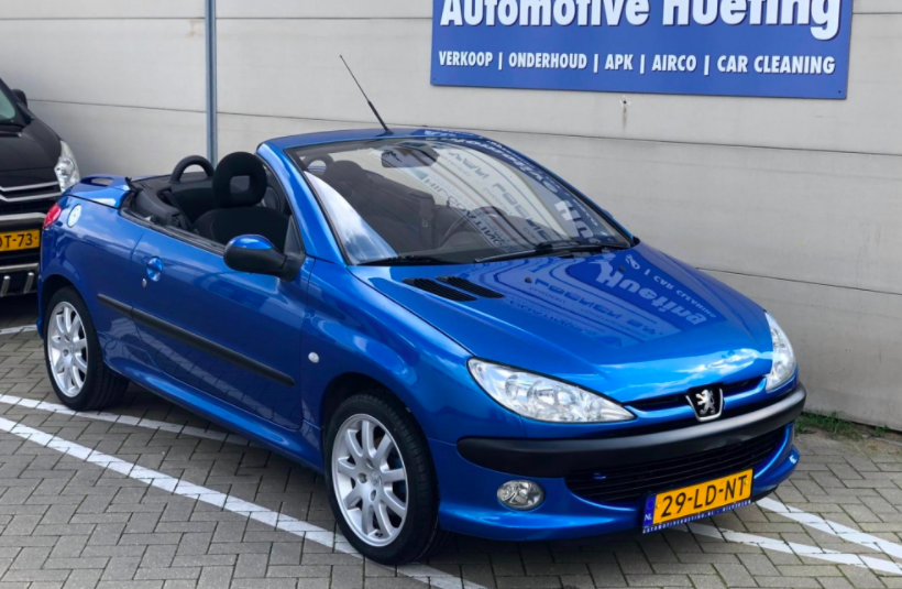 Peugeot 206 cc uit 2003