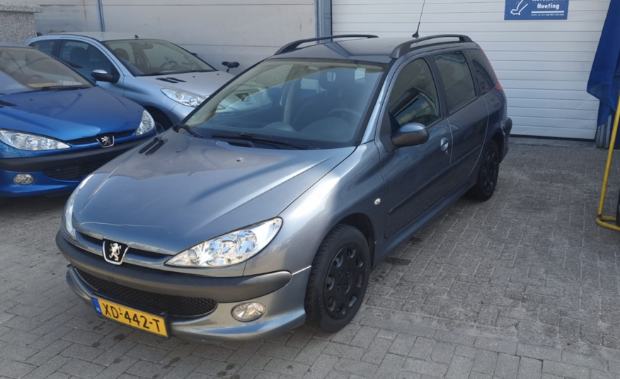 Peugeot 206 SW