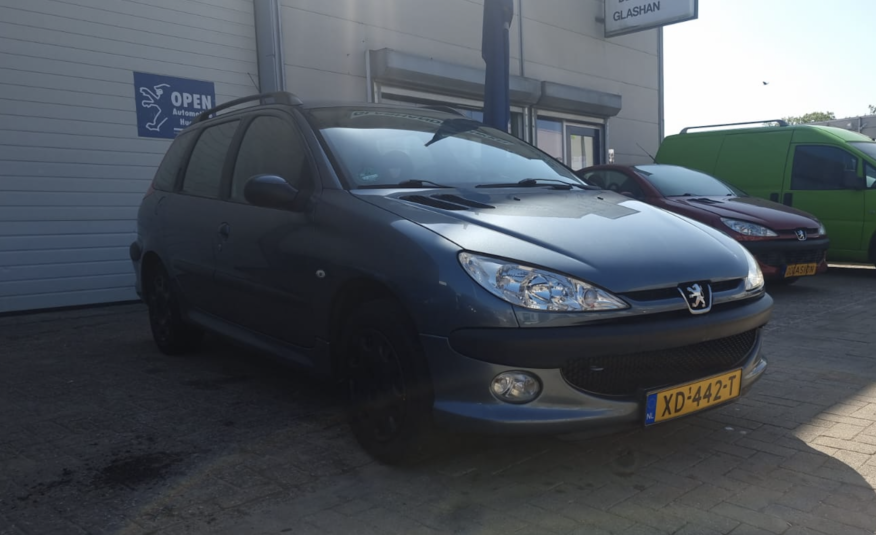 Peugeot 206 SW