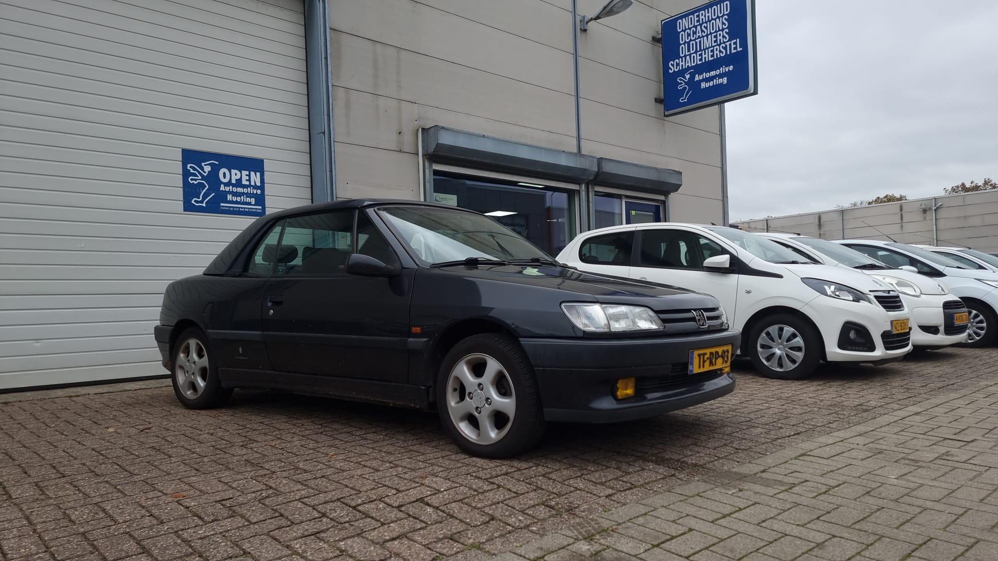 Peugeot 306 cabrio uit 1995
