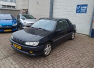 Peugeot 306 cabrio uit 1995