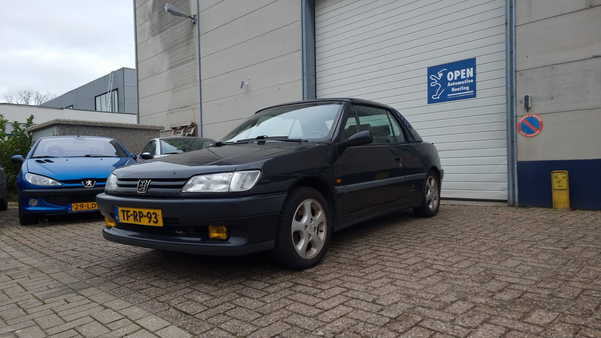 Peugeot 306 cabrio uit 1995