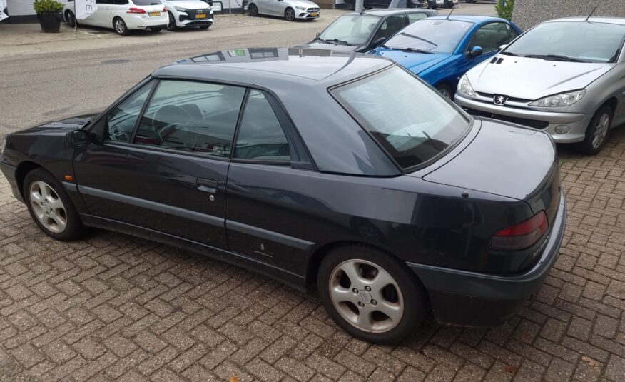 Peugeot 306 cabrio uit 1995