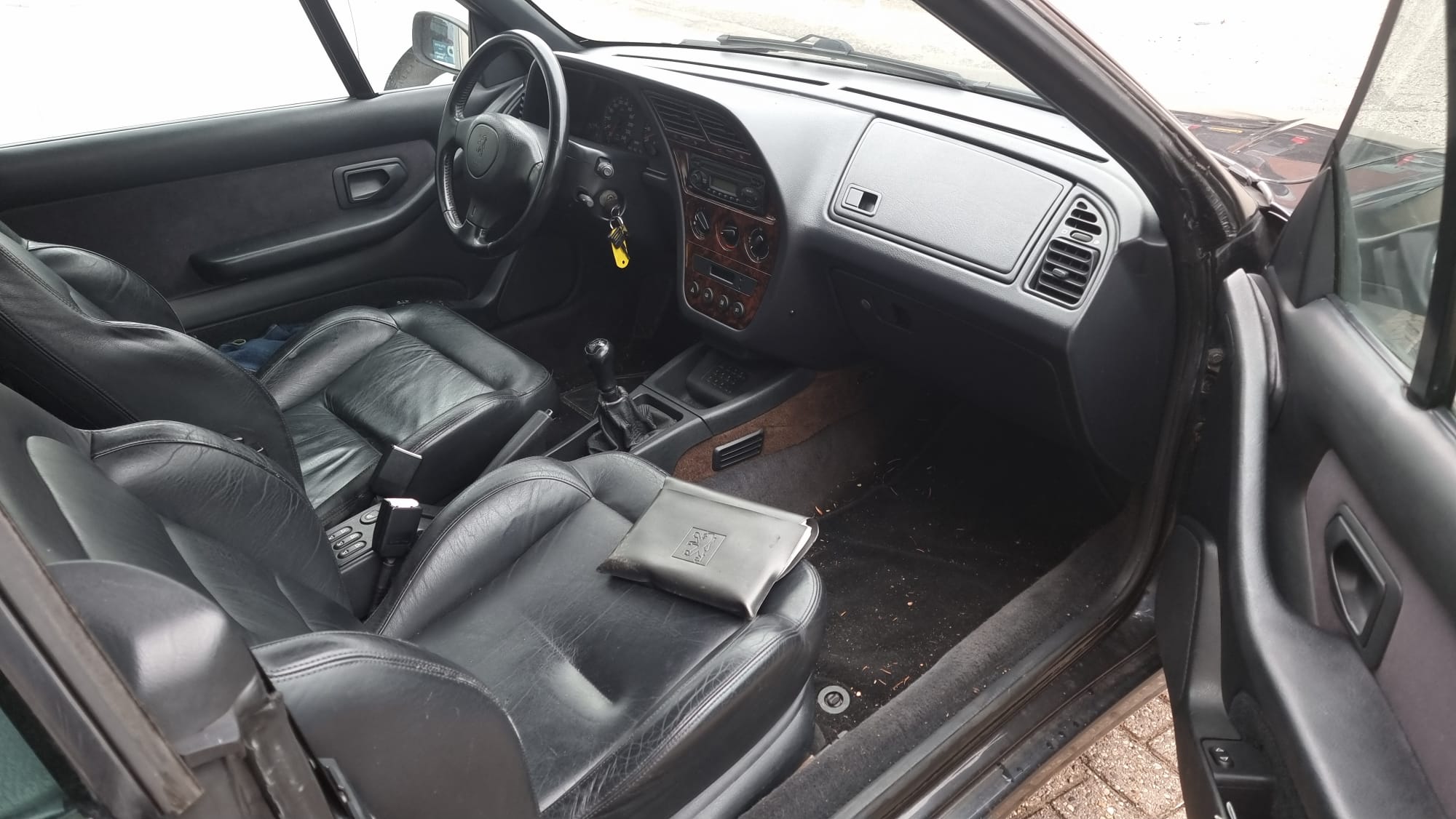 Peugeot 306 cabrio uit 1995