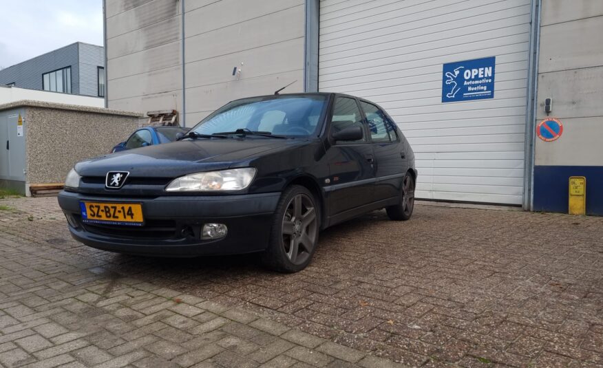 Peugeot 306xsi uit 1998