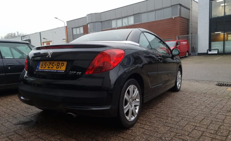 Peugeot 207cc uit 2008