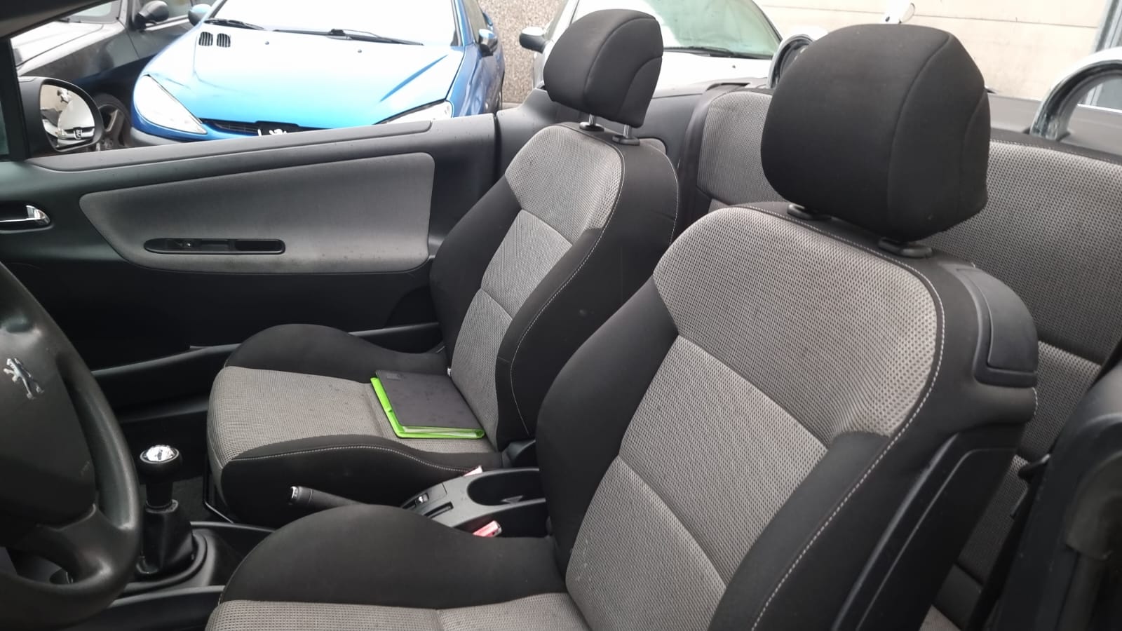 Peugeot 207cc uit 2008