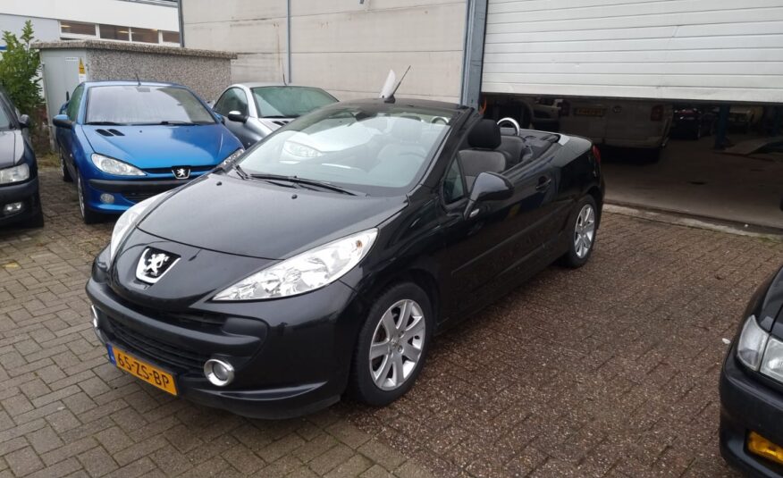 Peugeot 207cc uit 2008