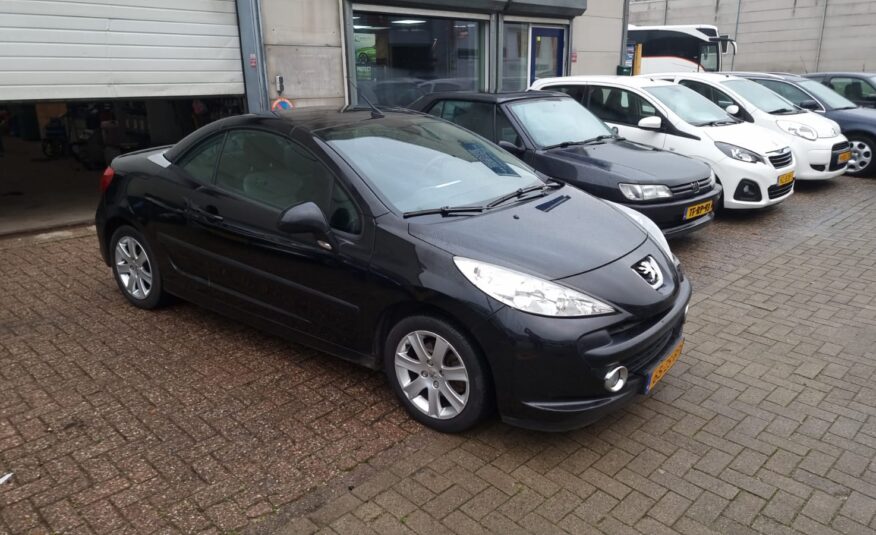 Peugeot 207cc uit 2008