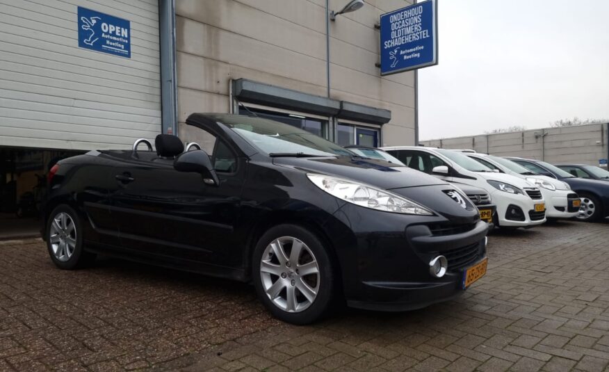 Peugeot 207cc uit 2008