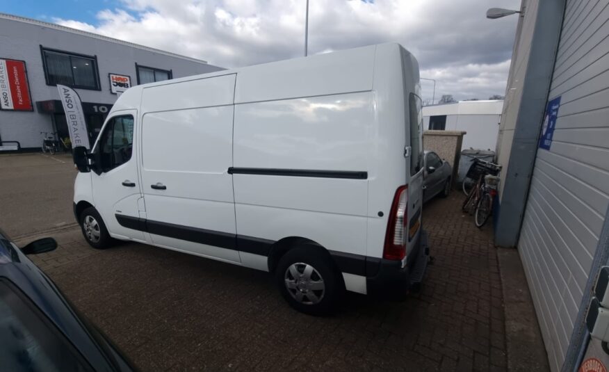 Opel Movano uit 11-2013