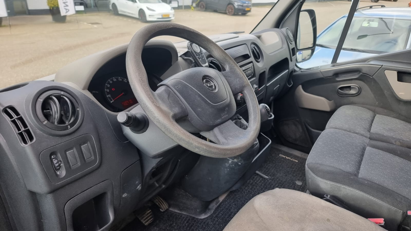 Opel Movano uit 11-2013