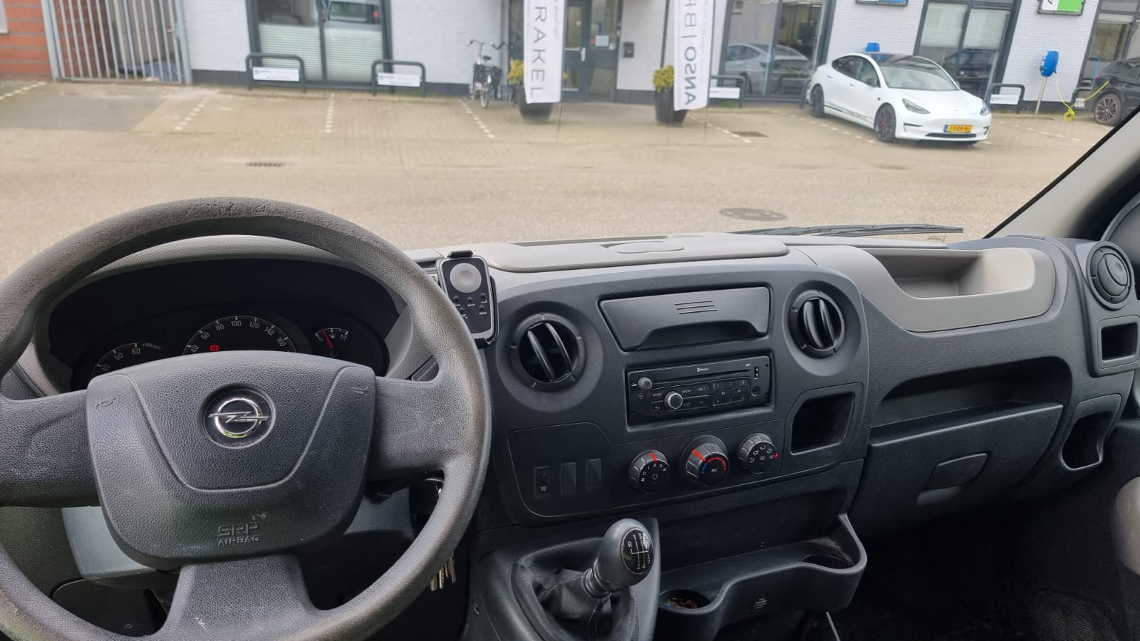 Opel Movano uit 11-2013