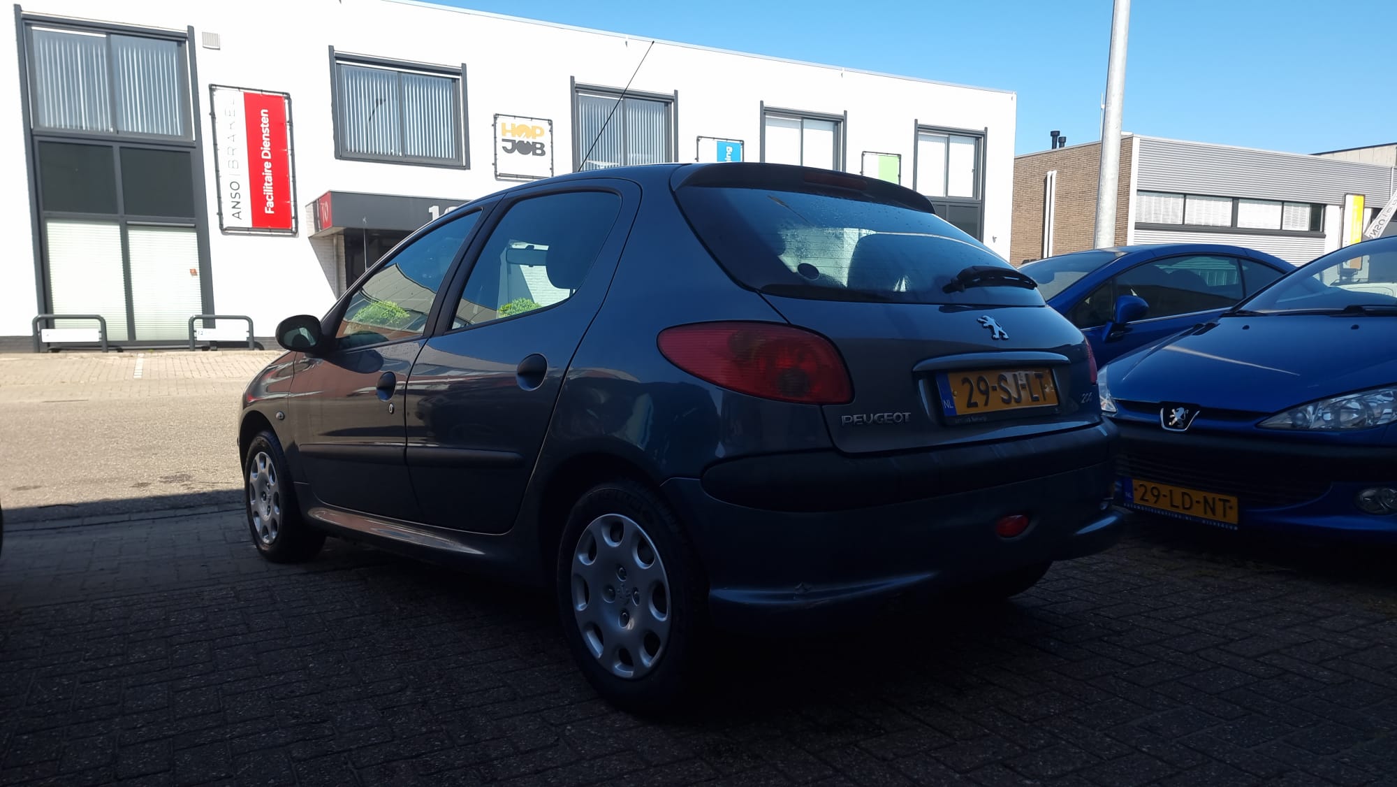 Peugeot 206