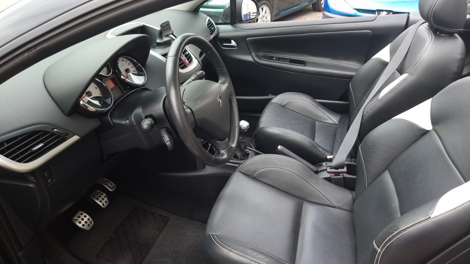 Peugeot 207 cc