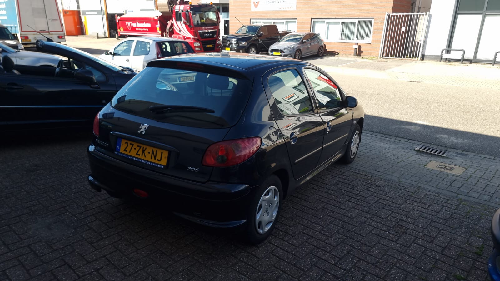 Peugeot 206