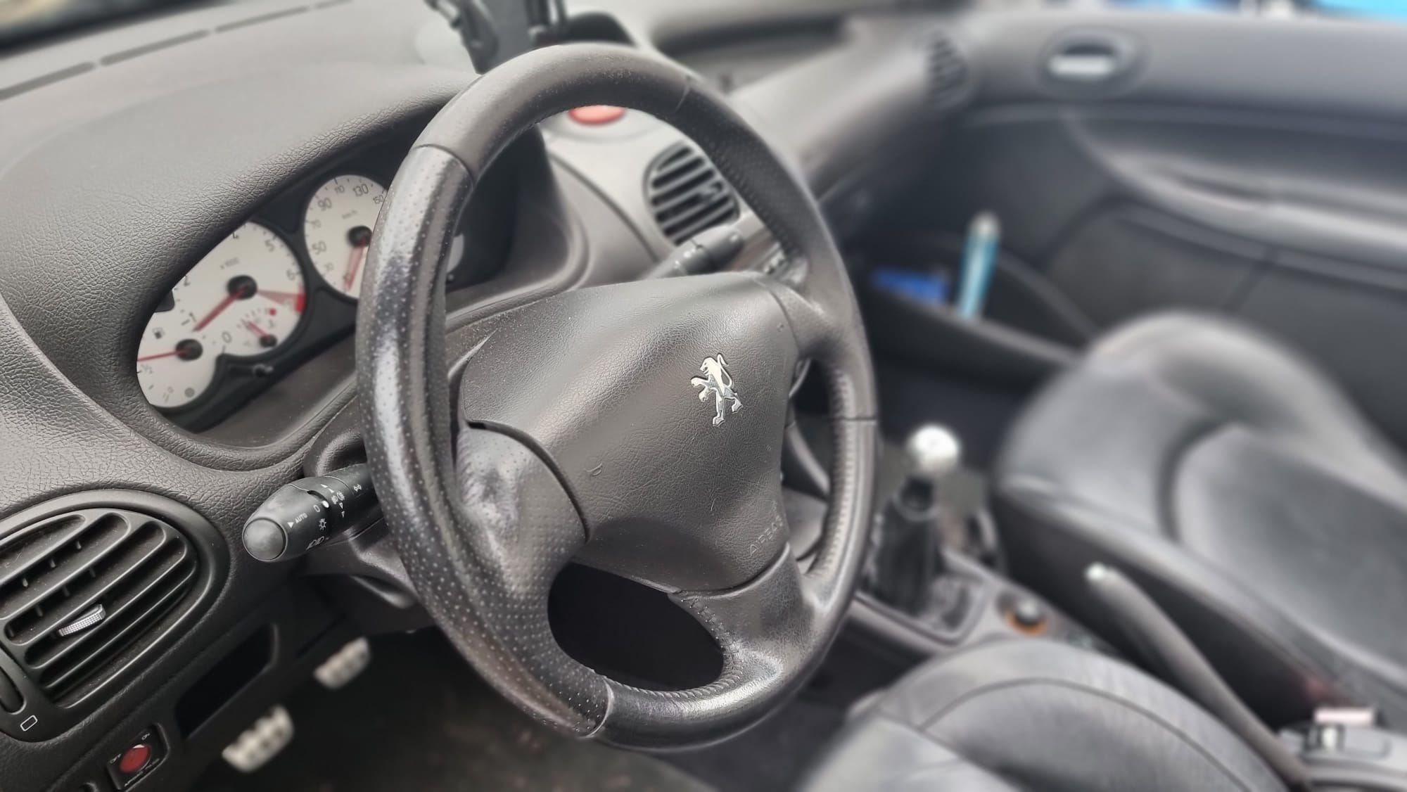 Peugeot 206 CC uit 2003