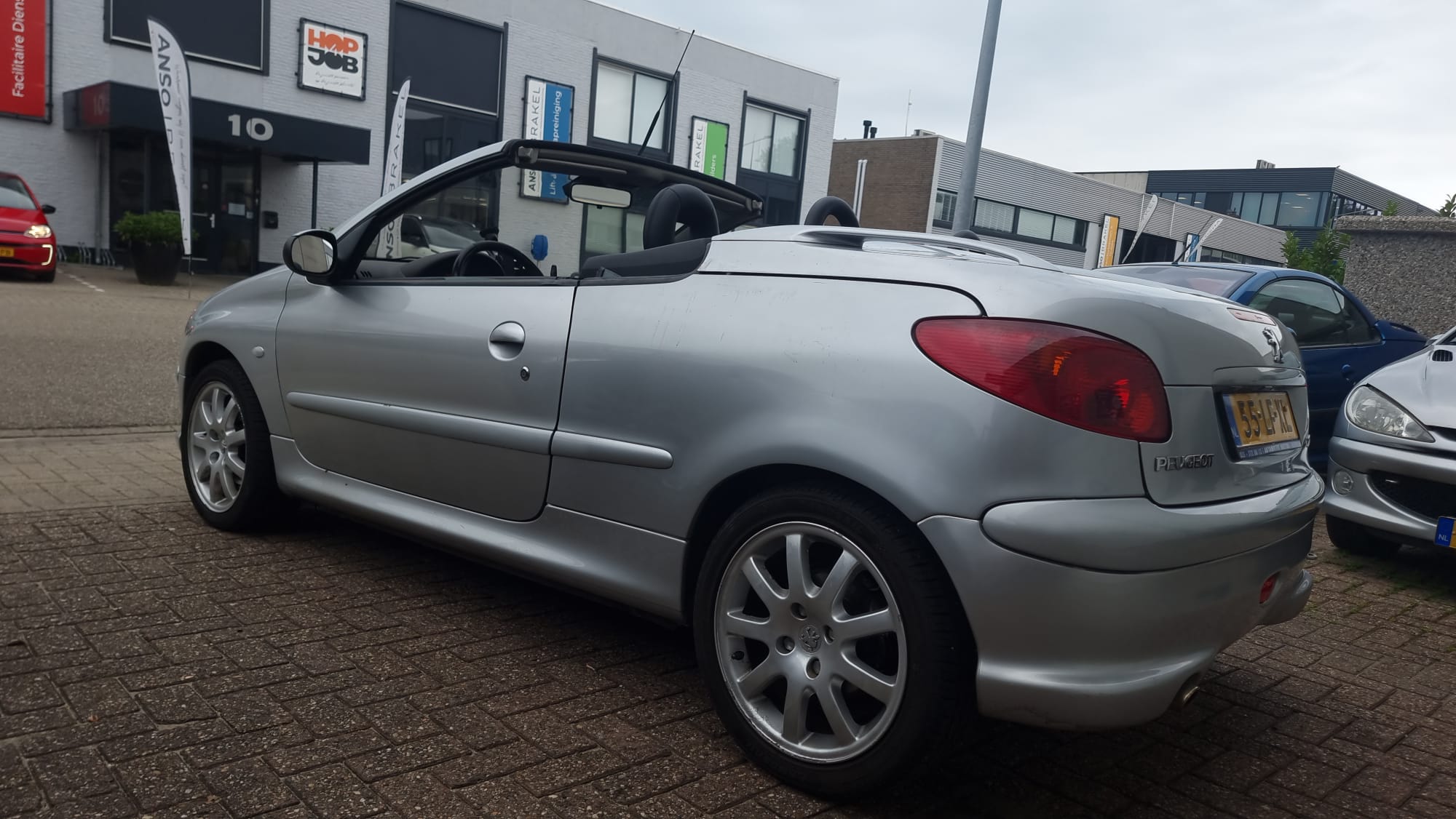 Peugeot 206 CC uit 2003