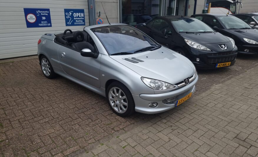 Peugeot 206 CC uit 2003