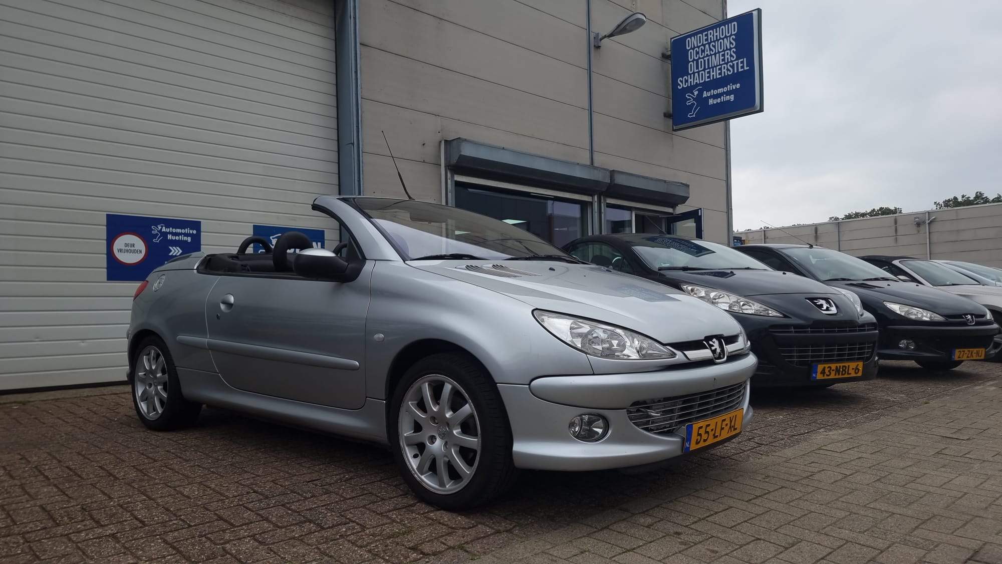 Peugeot 206 CC uit 2003