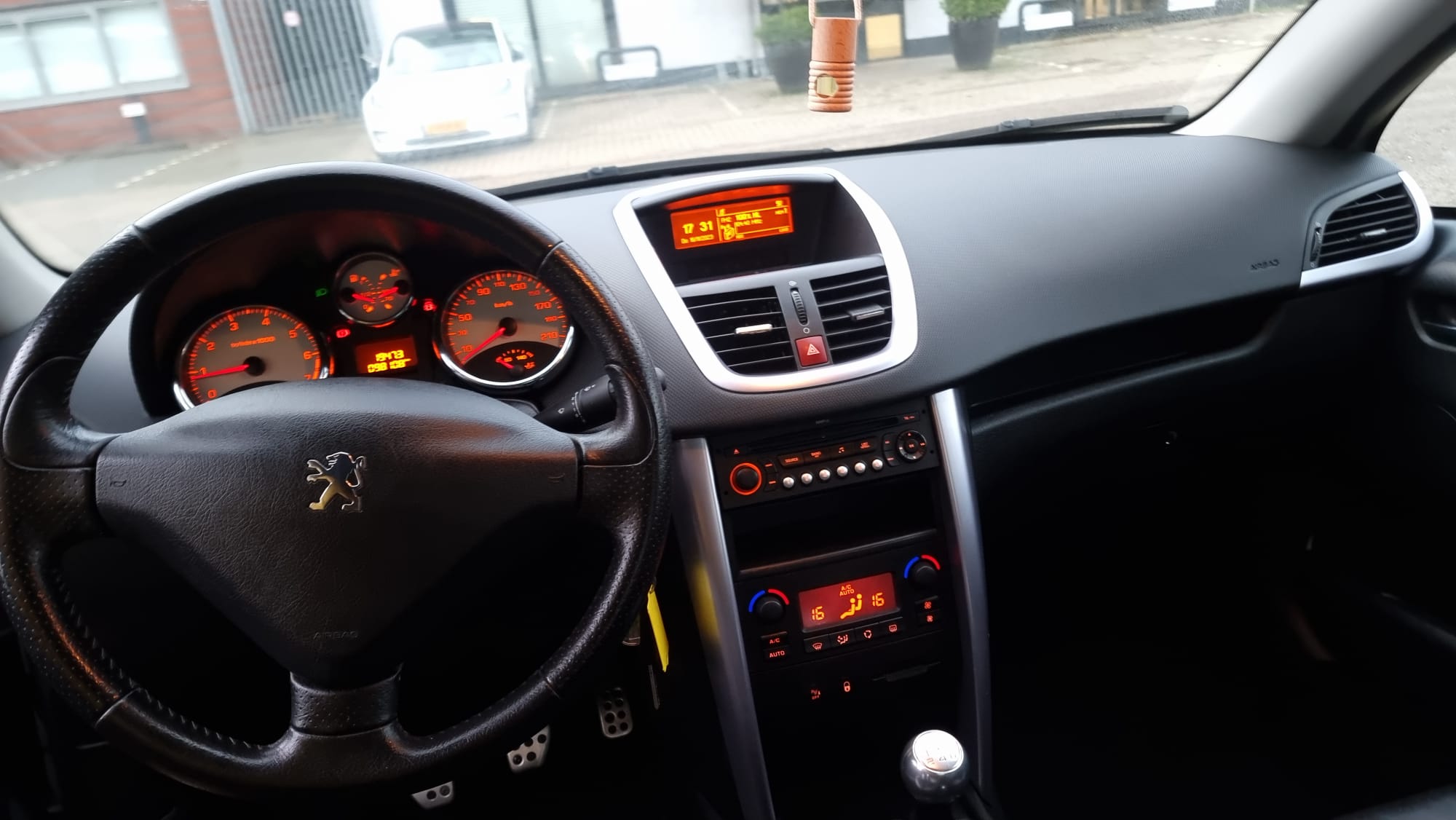 Peugeot 207 cc uit 2007