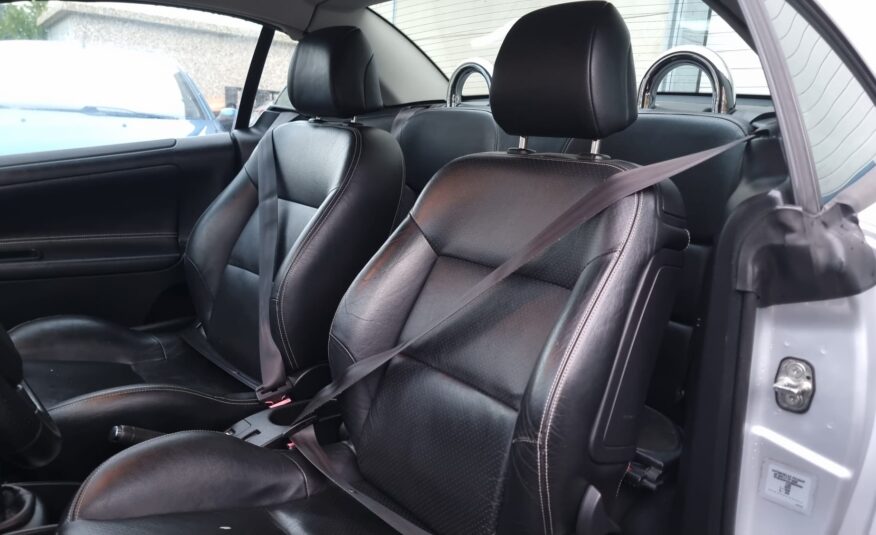 Peugeot 207 cc uit 2007