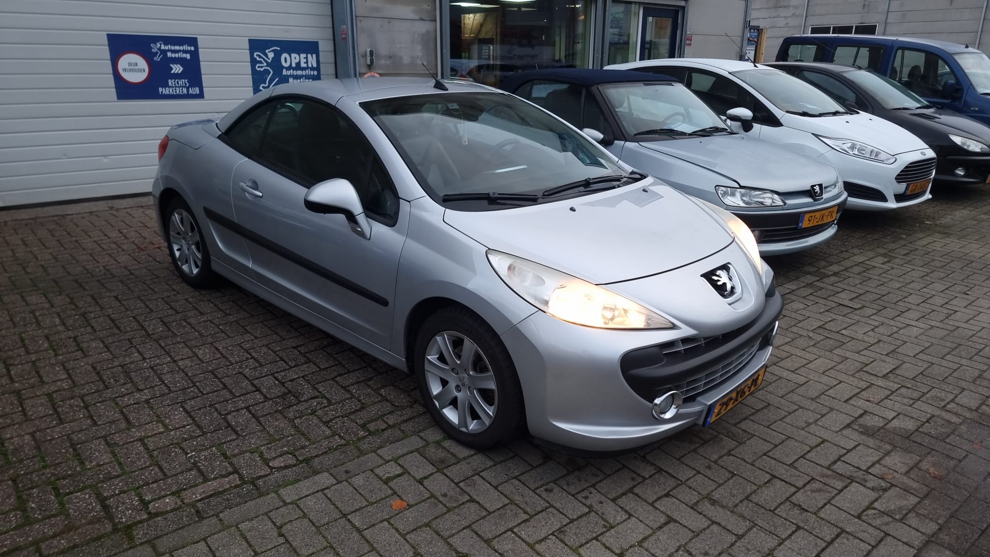 Peugeot 207 cc uit 2007