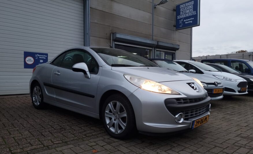 Peugeot 207 cc uit 2007
