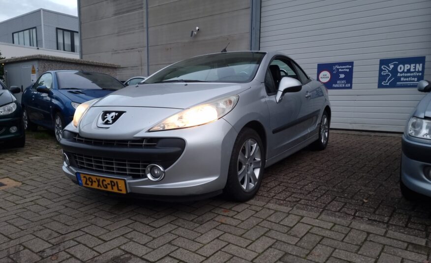 Peugeot 207 cc uit 2007