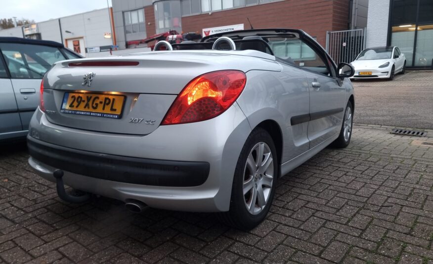 Peugeot 207 cc uit 2007