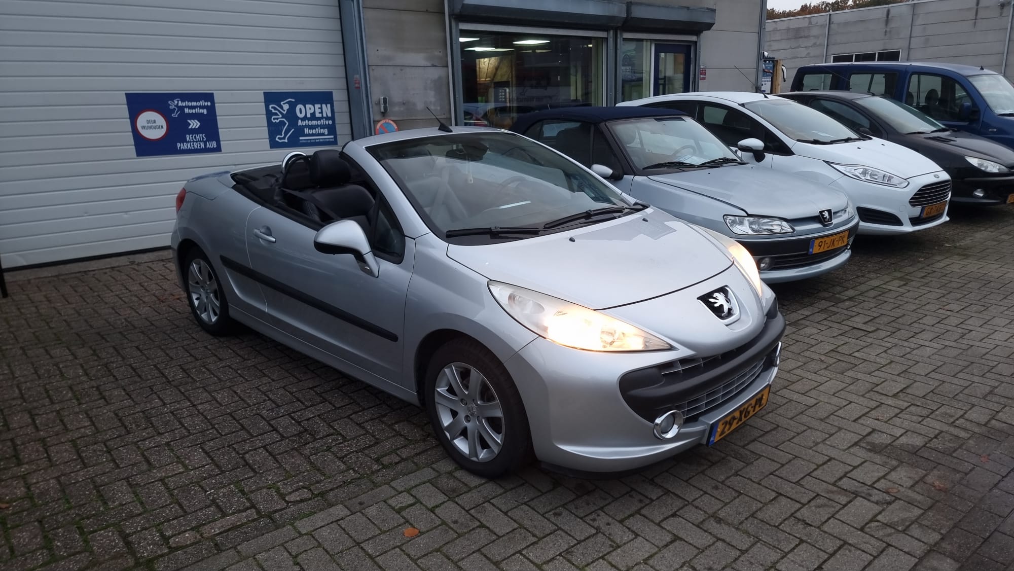 Peugeot 207 cc uit 2007