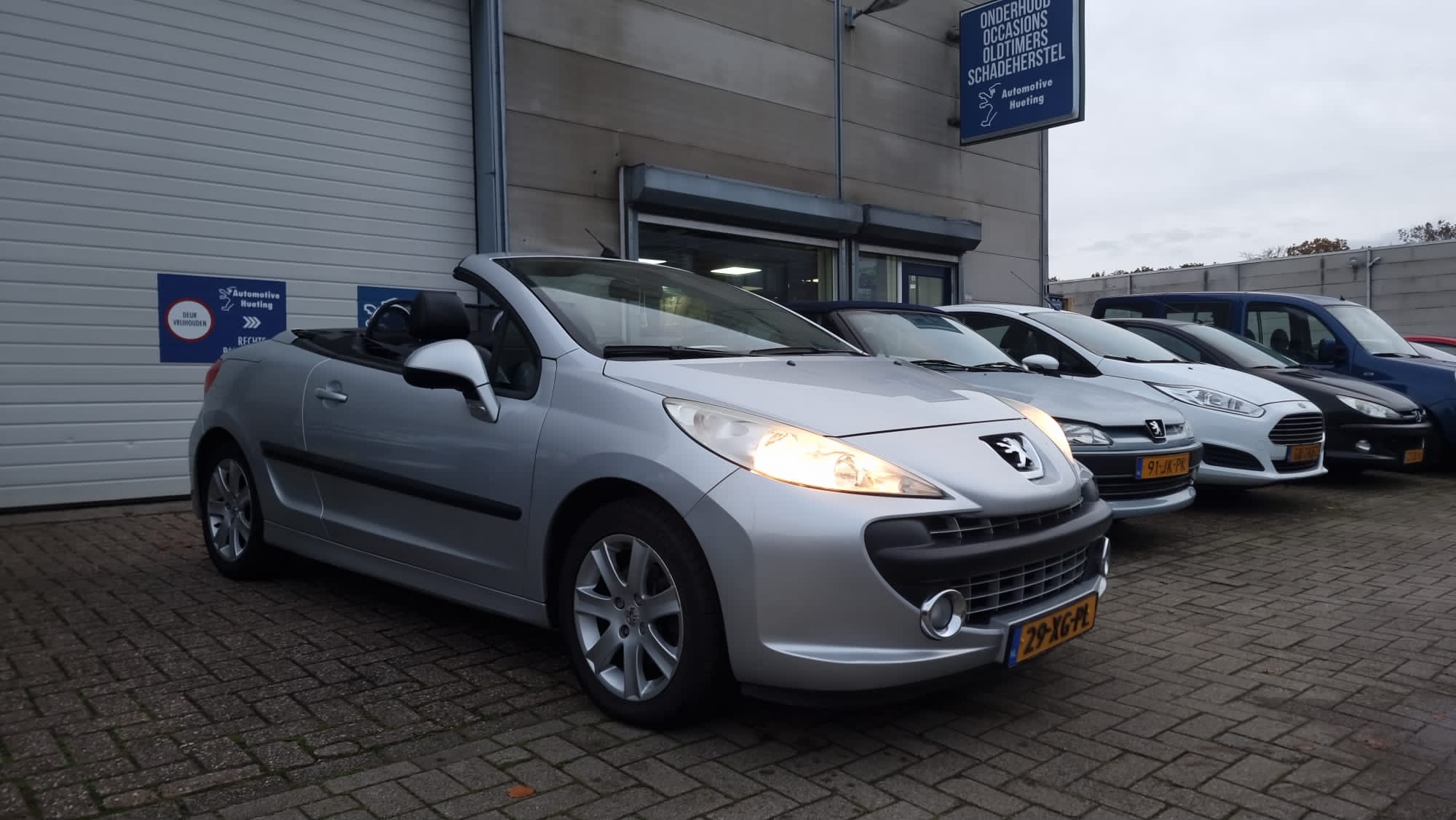 Peugeot 207 cc uit 2007