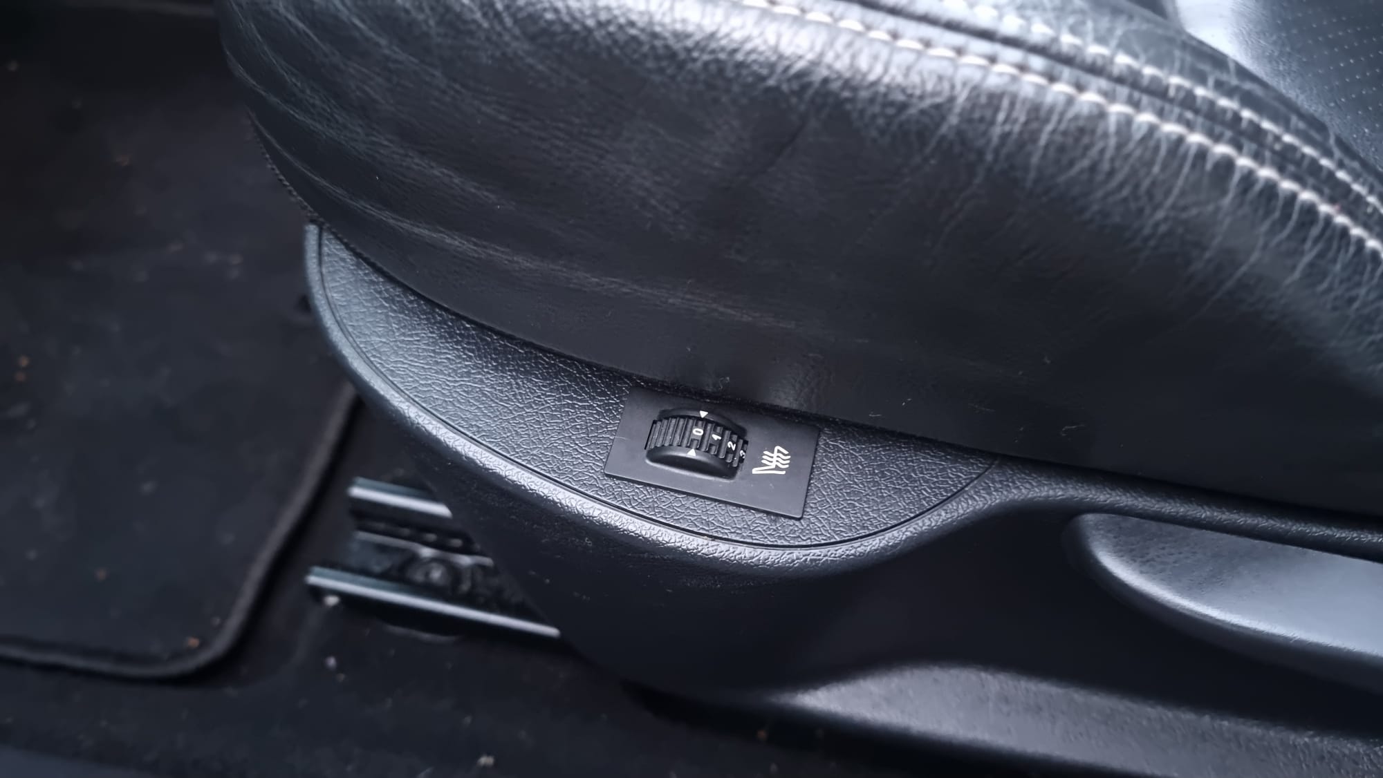 Peugeot 207 cc uit 2007