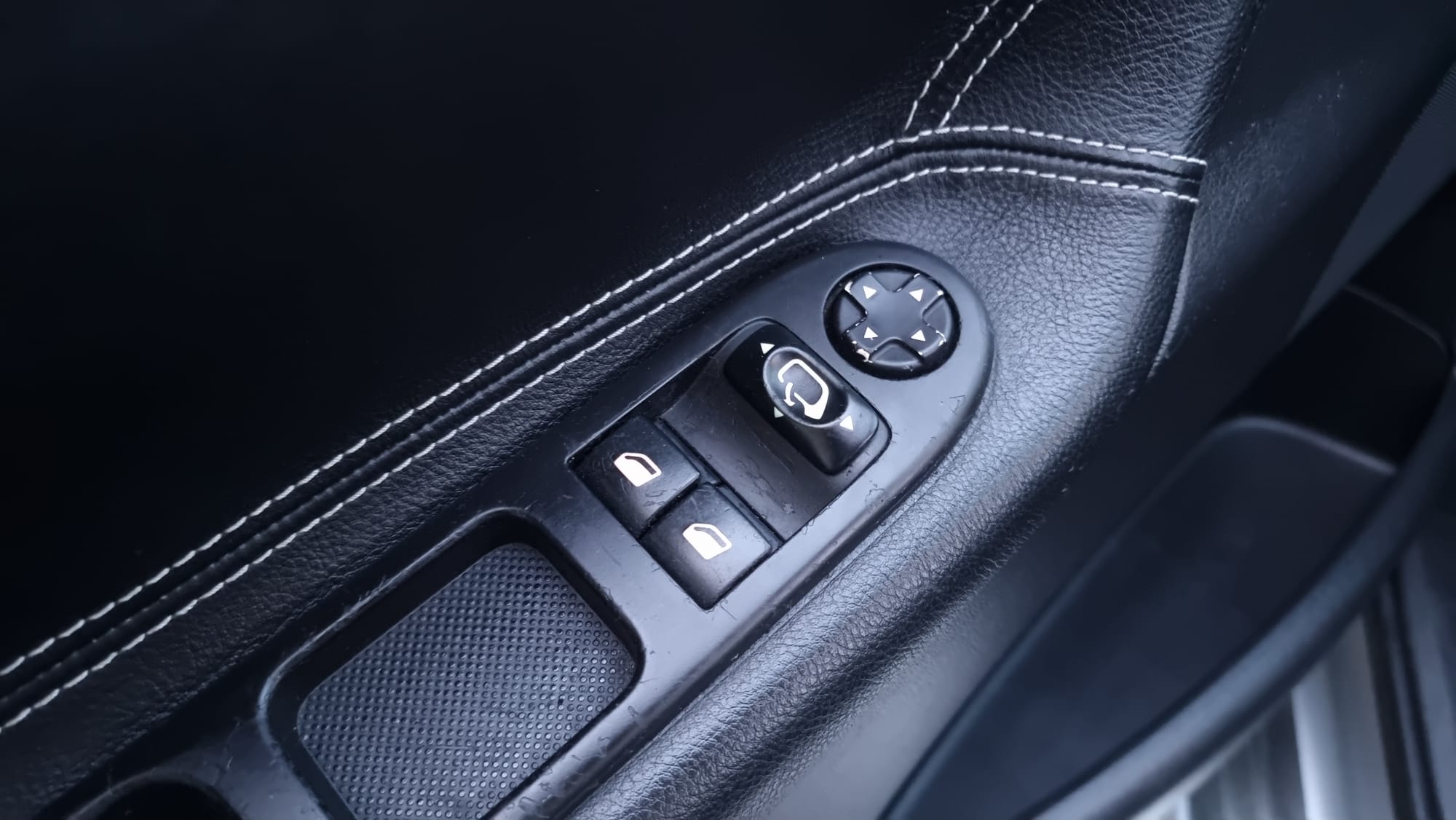 Peugeot 207 cc uit 2007