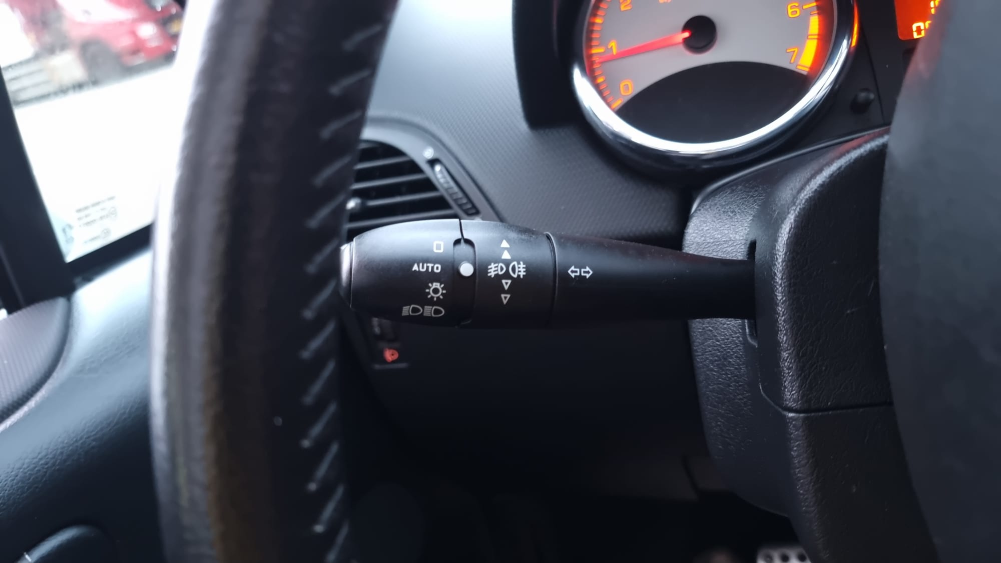 Peugeot 207 cc uit 2007