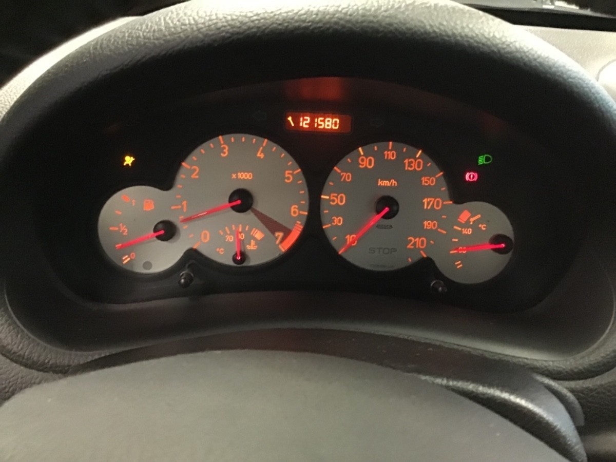 Peugeot 206 CC uit 2004