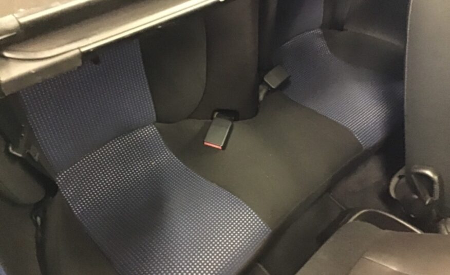 Peugeot 206 CC uit 2004