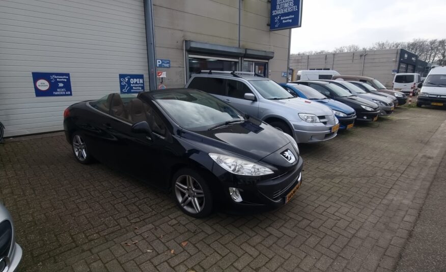 Peugeot 308 cabrio uit 2011