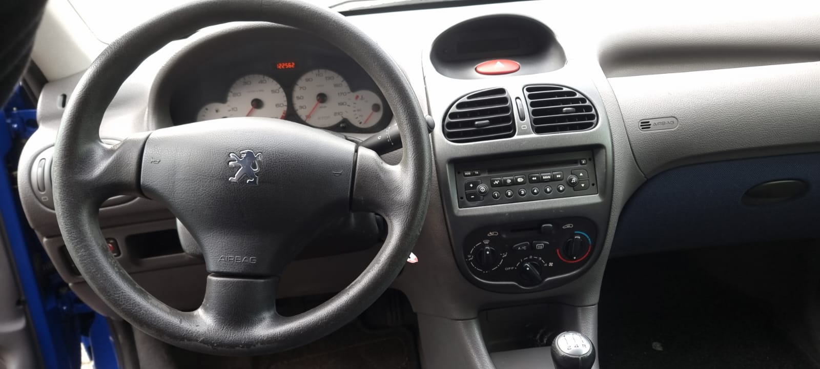 Peugeot 206sw uit 2002