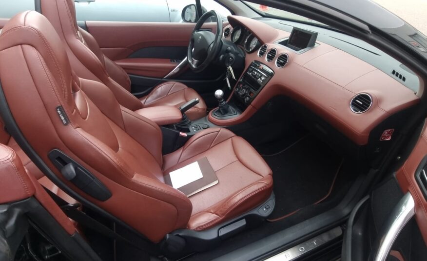 Peugeot 308 cabrio uit 2011